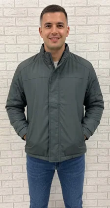 Chamarra AJK-621, Verde grisáceo